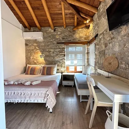 Casa La Bohema 4* Afytos