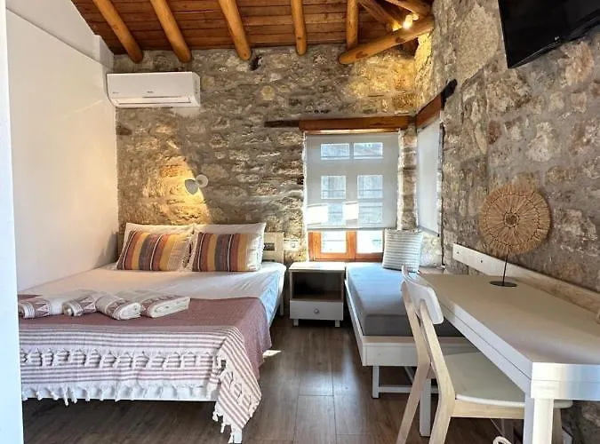 Casa La Bohema 4* Afytos