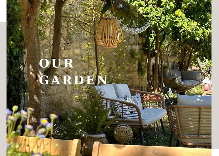 Lägenhetshotell Casa La Bohema 4*
