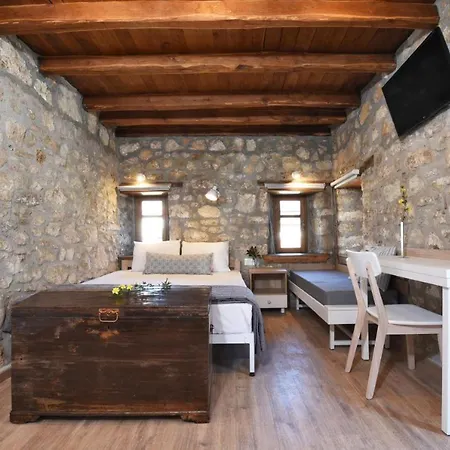 מלון דירות Casa La Bohema 4*