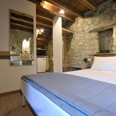 Ξενοδοχείο με διαμερίσματα Casa La Bohema Άφυτος
