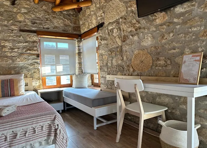 Casa La Bohema أفيتوس